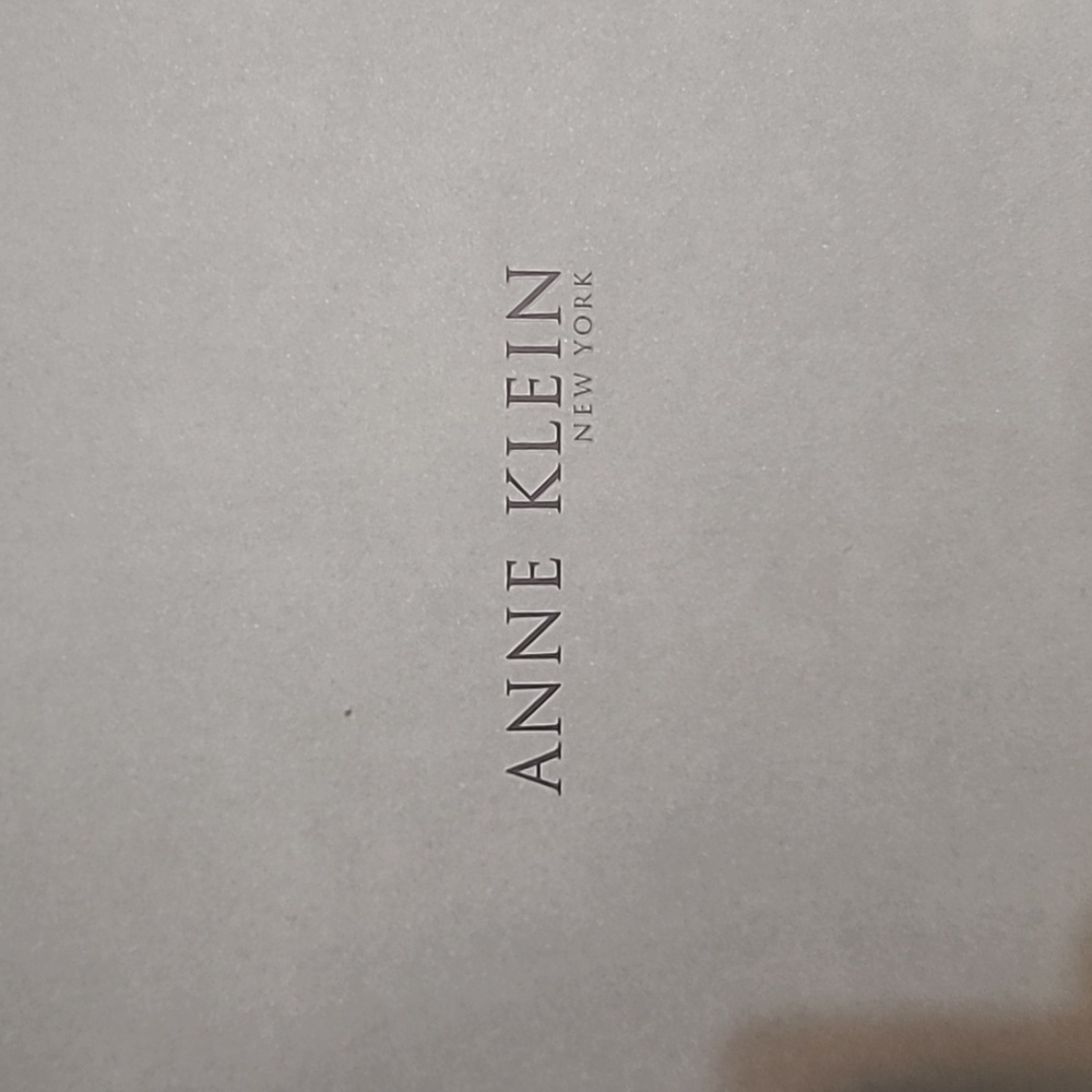 Gorgeous Anne Klein High Hill Bootie. Brazil - Picture 9 of 9